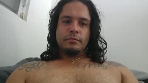 PapiiPR185 online show from 10, 6, 2026