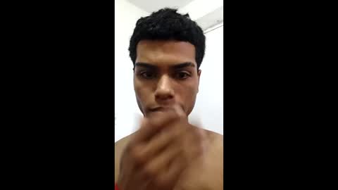 Snapshot of papiyosue chatting on 5, 1, 2026 papiyosue online show from 5, 1, 2026