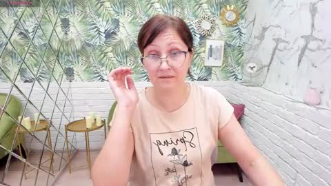 Snapshot of paris_cherry chatting on 19, 1, 2025 Paris online show from 19, 1, 2025