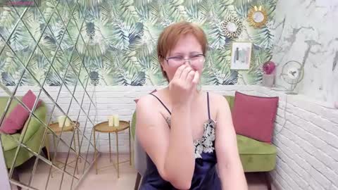 Snapshot of paris_cherry chatting on 27, 1, 2025 Paris online show from 27, 1, 2025