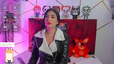 paris_evans_01 online show from 23, 10, 2025