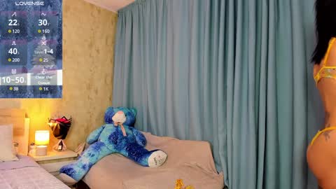 Paris online show from 8, 1, 2025