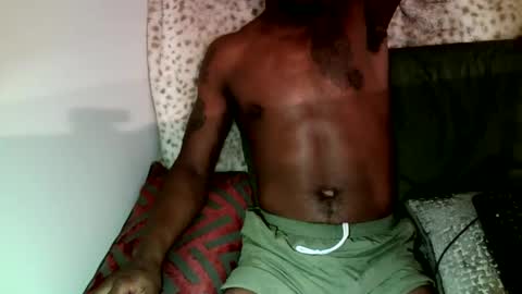 Snapshot of parlaytellio chatting on 8, 1, 2025 Parlay Tellio online show from 8, 1, 2025