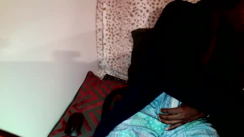 Snapshot of parlaytellio chatting on 6, 3, 2025 Parlay Tellio online show from 6, 3, 2025