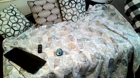 Snapshot of parlaytellio chatting on 6, 1, 2026 Parlay Tellio online show from 6, 1, 2026