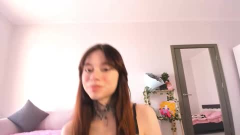 Bella online show from 25, 10, 2025