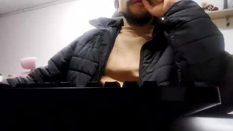 pato_lavida_ online show from 15, 4, 2026