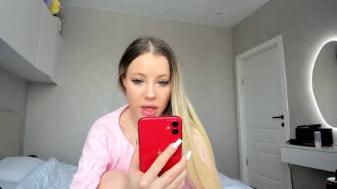 patricia_bloom online show from 21, 1, 2025