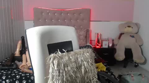 Snapshot of patty_squirt87 chatting on 9, 3, 2025 patty squirt87 online show from 9, 3, 2025