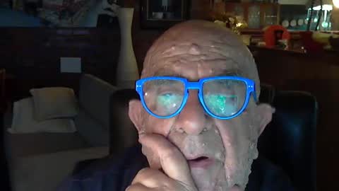 Snapshot of patvac chatting on 5, 12, 2024 patvac online show from 5, 12, 2024