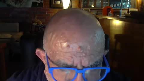 Snapshot of patvac chatting on 1, 1, 2025 patvac online show from 1, 1, 2025