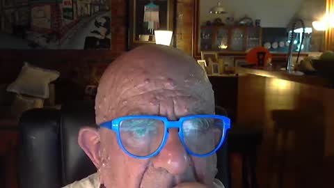 Snapshot of patvac chatting on 10, 1, 2025 patvac online show from 10, 1, 2025