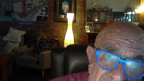 Snapshot of patvac chatting on 11, 1, 2025 patvac online show from 11, 1, 2025