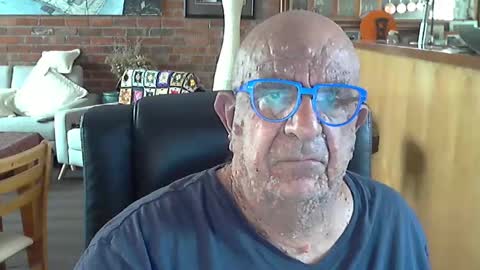 Snapshot of patvac chatting on 4, 2, 2025 patvac online show from 4, 2, 2025