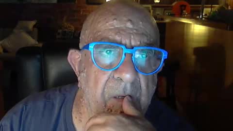 Snapshot of patvac chatting on 6, 2, 2025 patvac online show from 6, 2, 2025