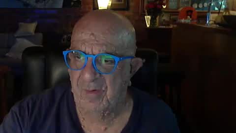 Snapshot of patvac chatting on 1, 3, 2025 patvac online show from 1, 3, 2025