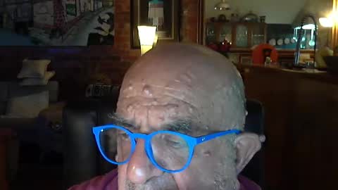 Snapshot of patvac chatting on 8, 3, 2025 patvac online show from 8, 3, 2025