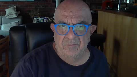 Snapshot of patvac chatting on 12, 3, 2025 patvac online show from 12, 3, 2025