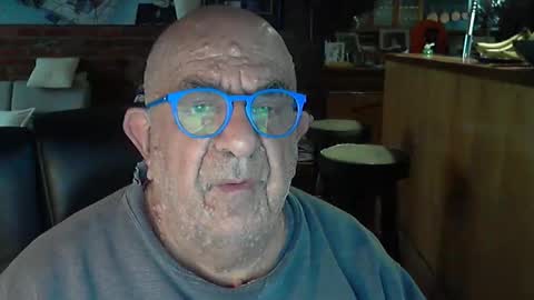 Snapshot of patvac chatting on 15, 9, 2025 patvac online show from 15, 9, 2025