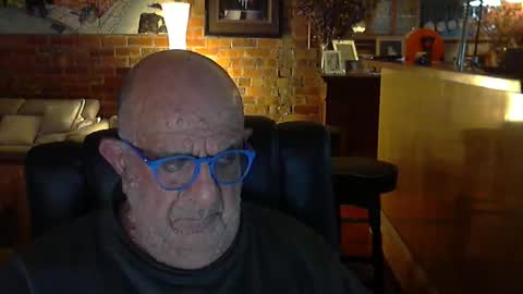 Snapshot of patvac chatting on 6, 10, 2025 patvac online show from 6, 10, 2025