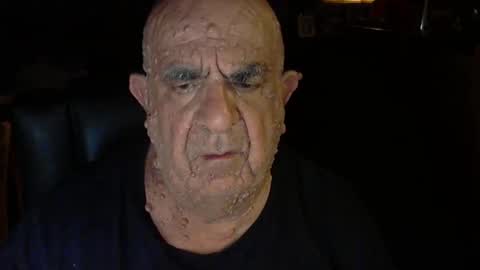 Snapshot of patvac chatting on 8, 10, 2025 patvac online show from 8, 10, 2025