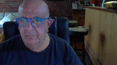 Snapshot of patvac chatting on 9, 10, 2025 patvac online show from 9, 10, 2025