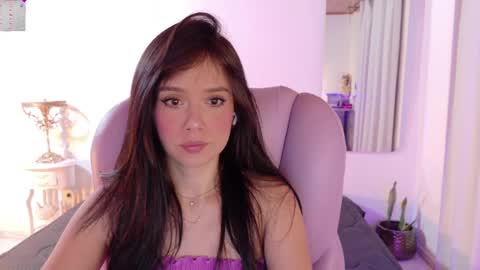 Sofa online show from 6, 4, 2026