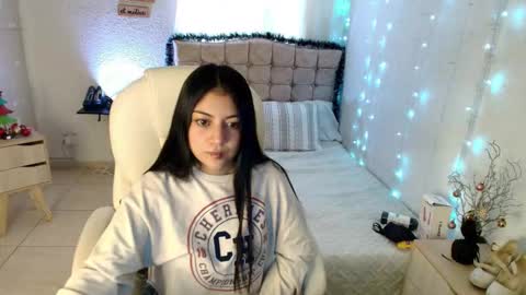 pau cute online show from 7, 1, 2026