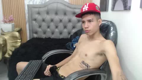 PAUL online show from 8, 11, 2025