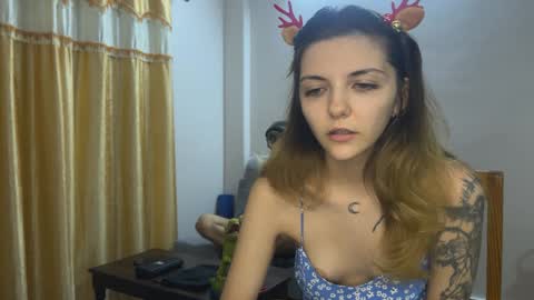 Isla  Chase online show from 8, 12, 2024