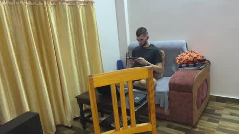 Isla  Chase online show from 29, 1, 2025