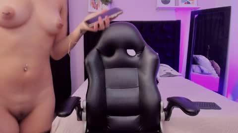 PAULINA  online show from 4, 4, 2026