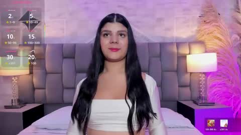 Paulina Belle online show from 8, 6, 2026