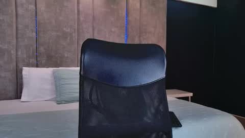 Paulina online show from 6, 11, 2025