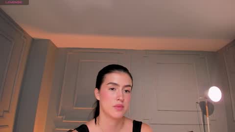 Snapshot of paulinasantosx chatting on 14, 11, 2025 Paulina Santos online show from 14, 11, 2025