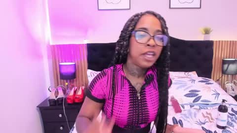 Pauline online show from 7, 4, 2026