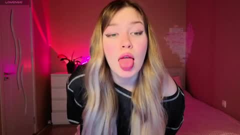 PawsClawss online show from 26, 4, 2026