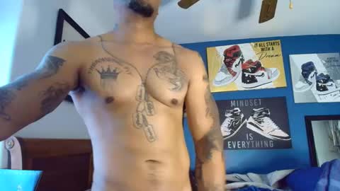 Snapshot of pcuddy3 chatting on 4, 11, 2025 Phenomenal online show from 4, 11, 2025