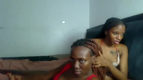 peach_ebonny online show from 20, 6, 2026