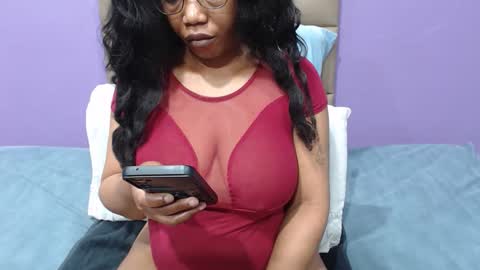 Snapshot of peachassxx chatting on 18, 9, 2025 peachy online show from 18, 9, 2025