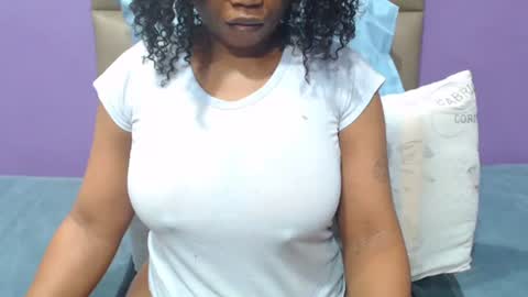 Snapshot of peachassxx chatting on 5, 10, 2025 peachy online show from 5, 10, 2025