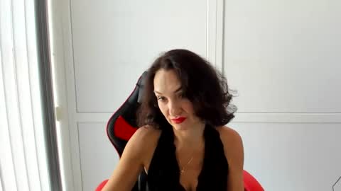Christina online show from 9, 7, 2026