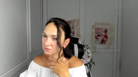 Christina online show from 6, 8, 2026