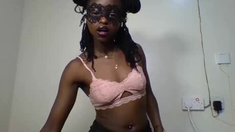 peachy_ebony online show from 8, 11, 2025