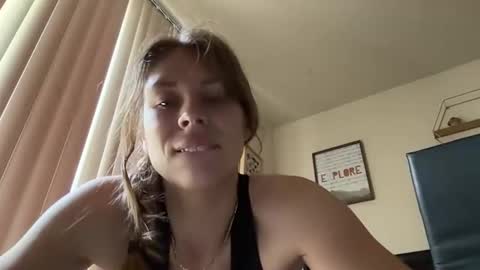 peachydesire online show from 26, 5, 2026