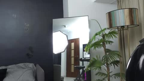 PeachyPixiee online show from 27, 10, 2025