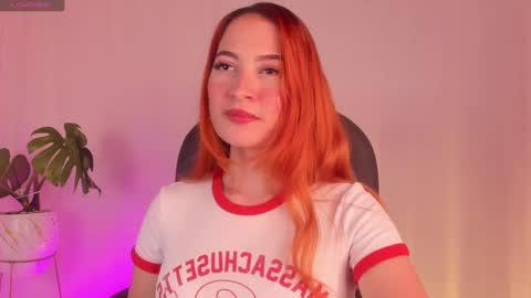 Snapshot of pear__moon chatting on 20, 9, 2025 LILLY online show from 20, 9, 2025