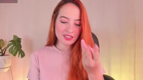 Snapshot of pear__moon chatting on 19, 10, 2025 LILLY online show from 19, 10, 2025