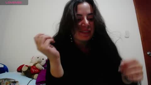 Snapshot of pearl_3 chatting on 24, 2, 2025 Pearl online show from 24, 2, 2025