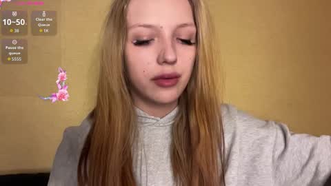 Snapshot of pearlinesilfies chatting on 29, 6, 2026 Zlata online show from 29, 6, 2026